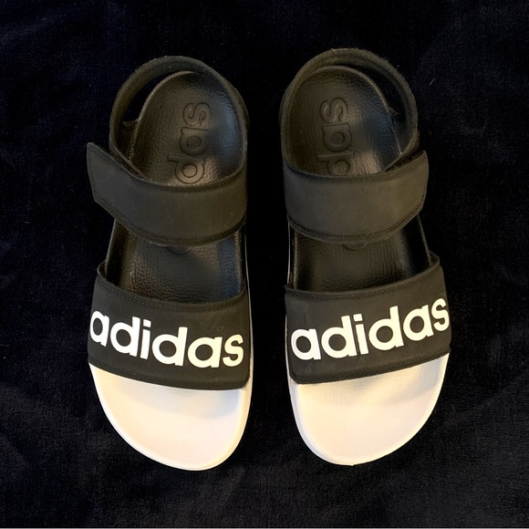Adidas Adilette women’s strappy sandals, black & white, size 7 - Picture 1 of 5